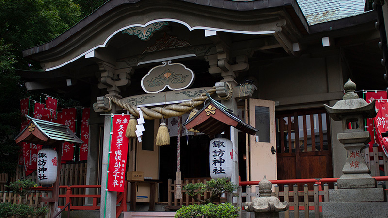 Prayer experience at Shinto shrine